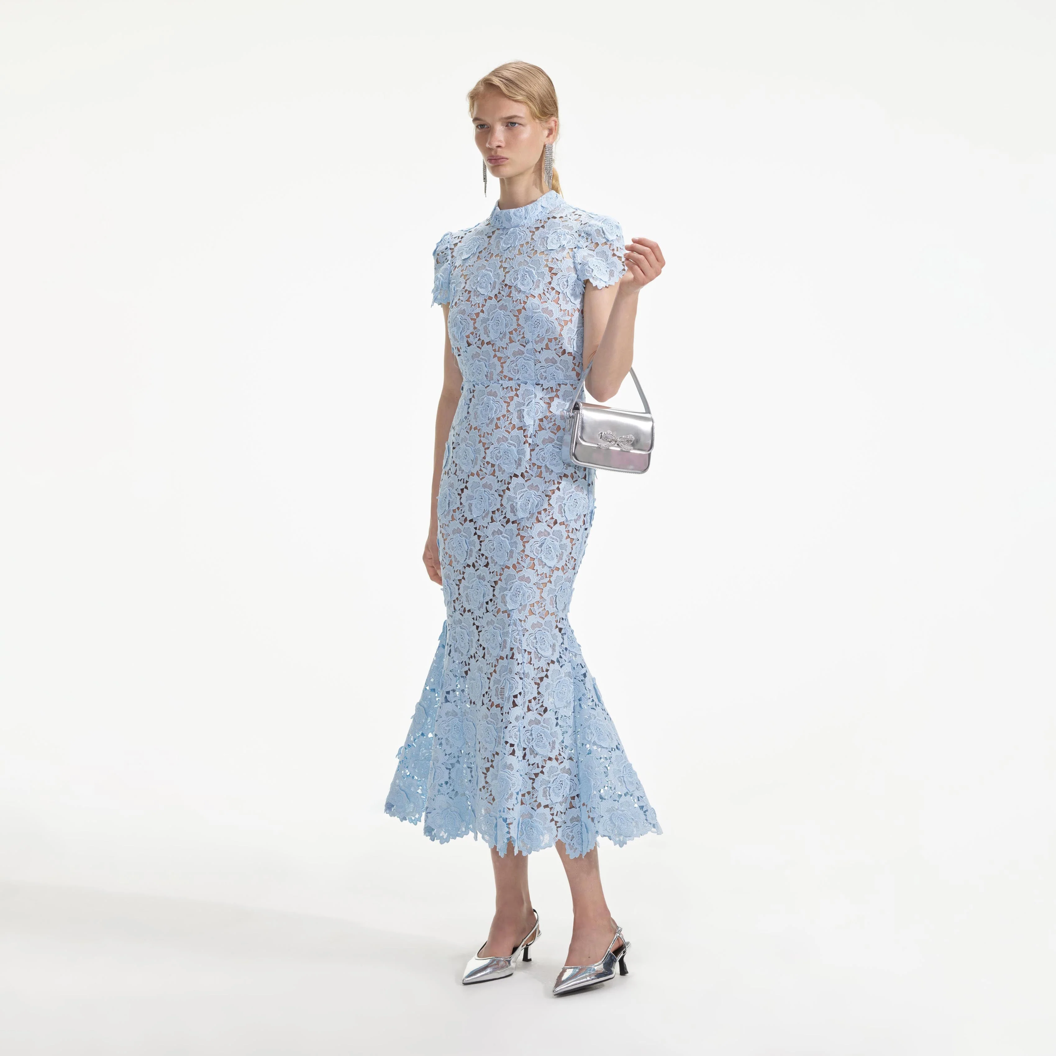 Blue Flower Lace Midi Dress - Image 2