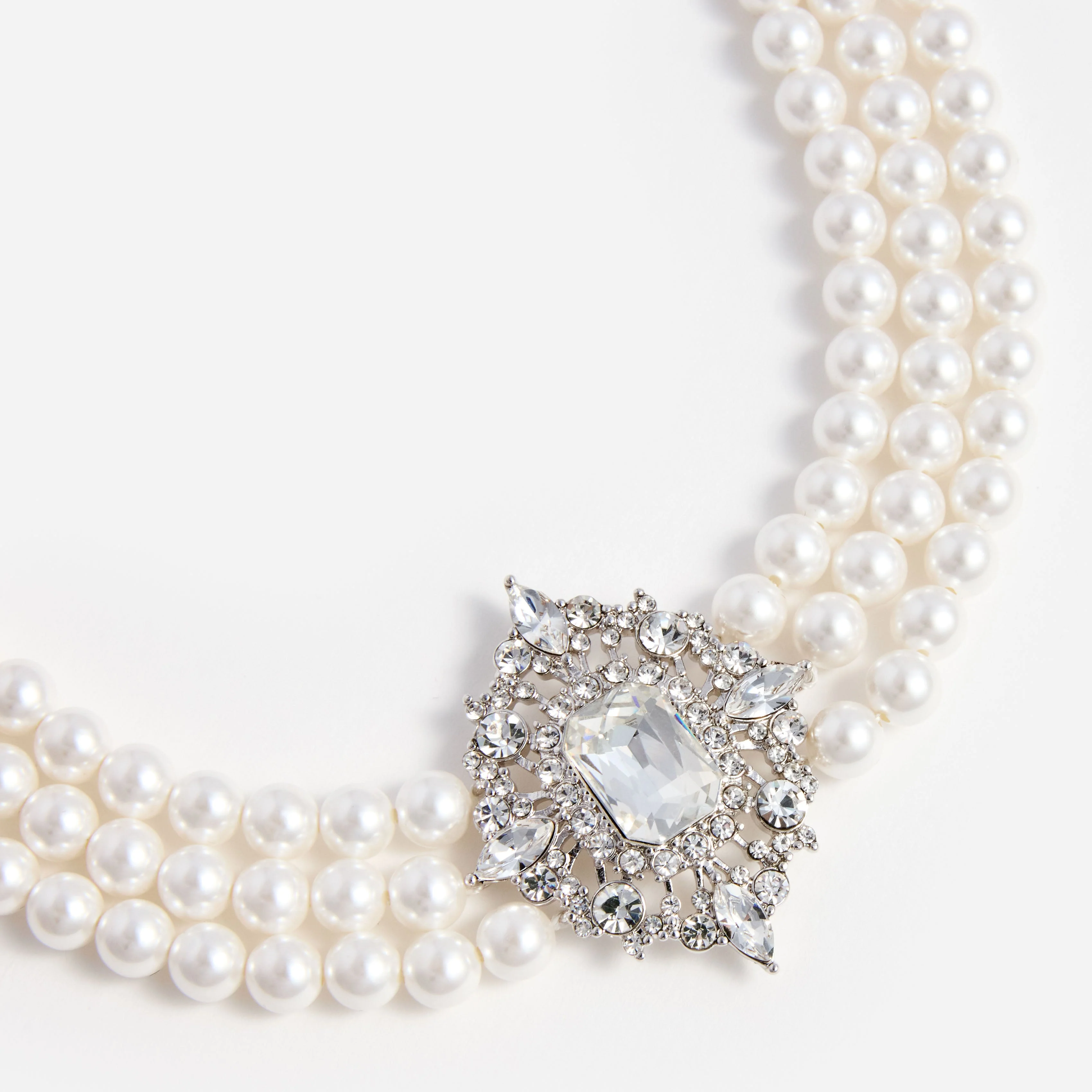 Crystal Pearl Choker - Image 2