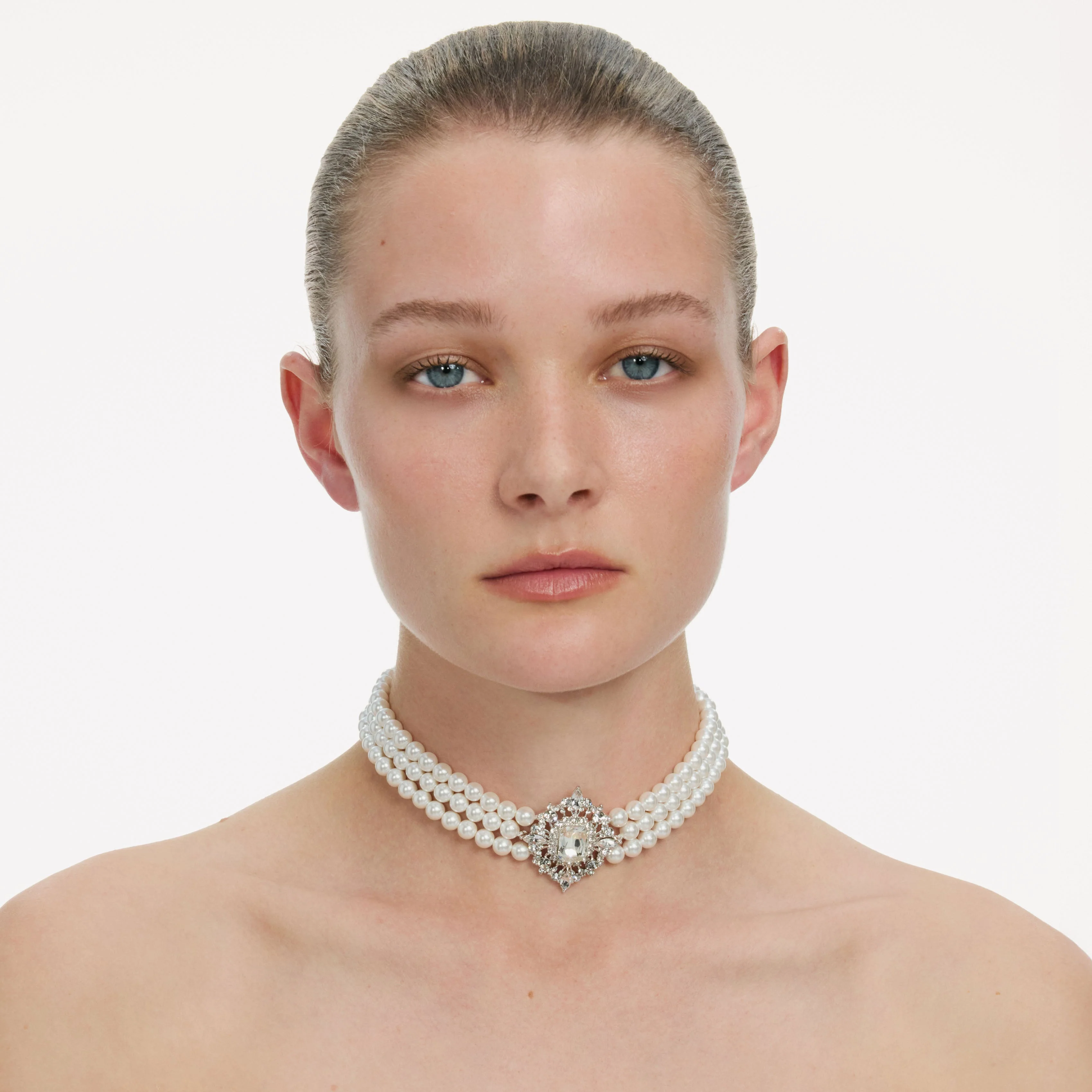 Crystal Pearl Choker - Image 3